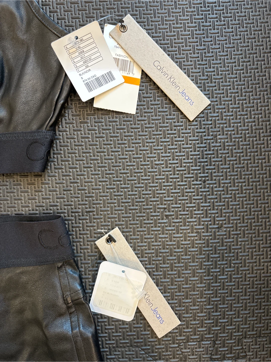 Calvin Klein Jeans Black Faux Leather Set - Size Small - photo 3