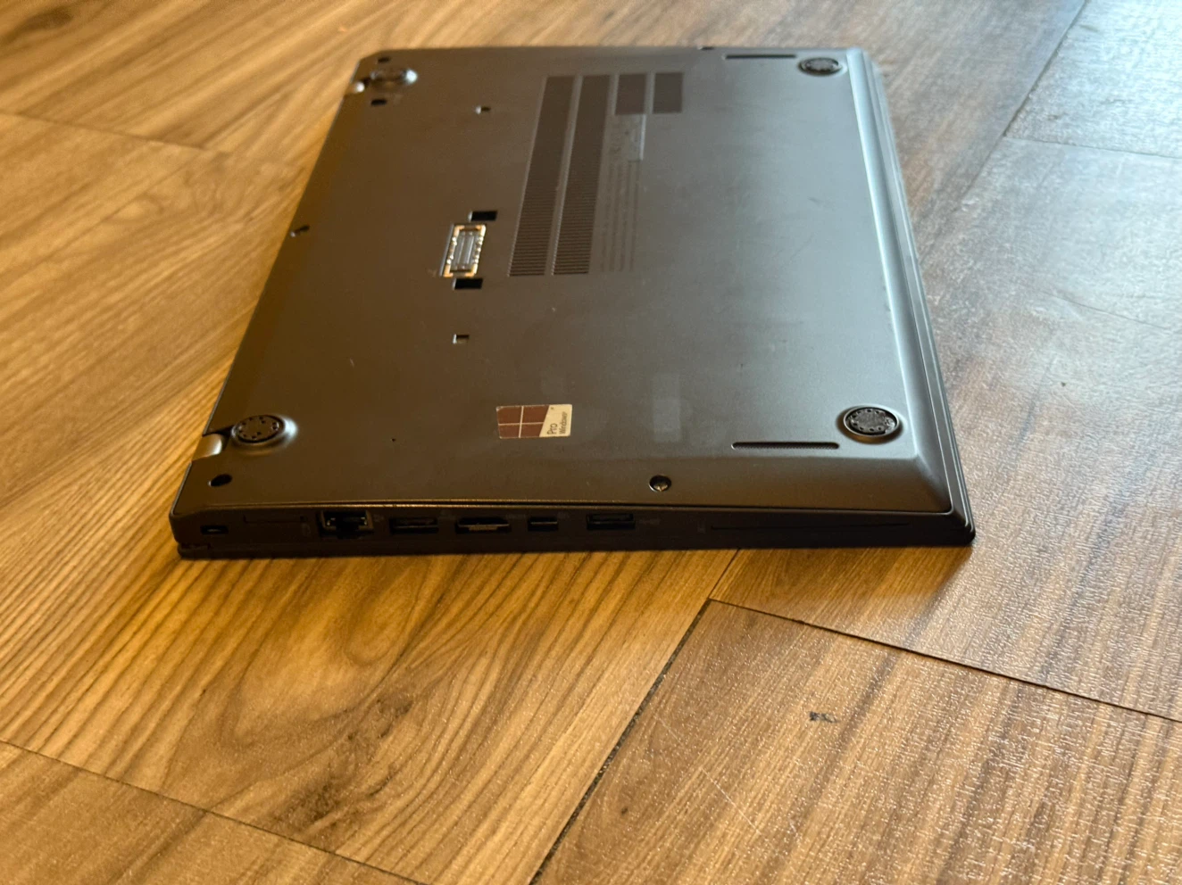 Lenovo ThinkPad Laptop T460s - photo 3