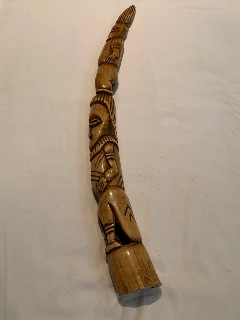 Carved Figurine Sculpture - photo 2