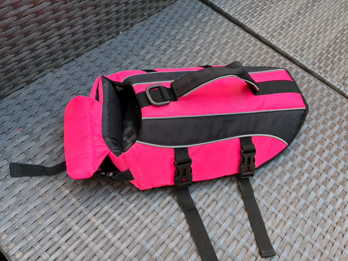 Frisco Pink Ripstop Life Jacket