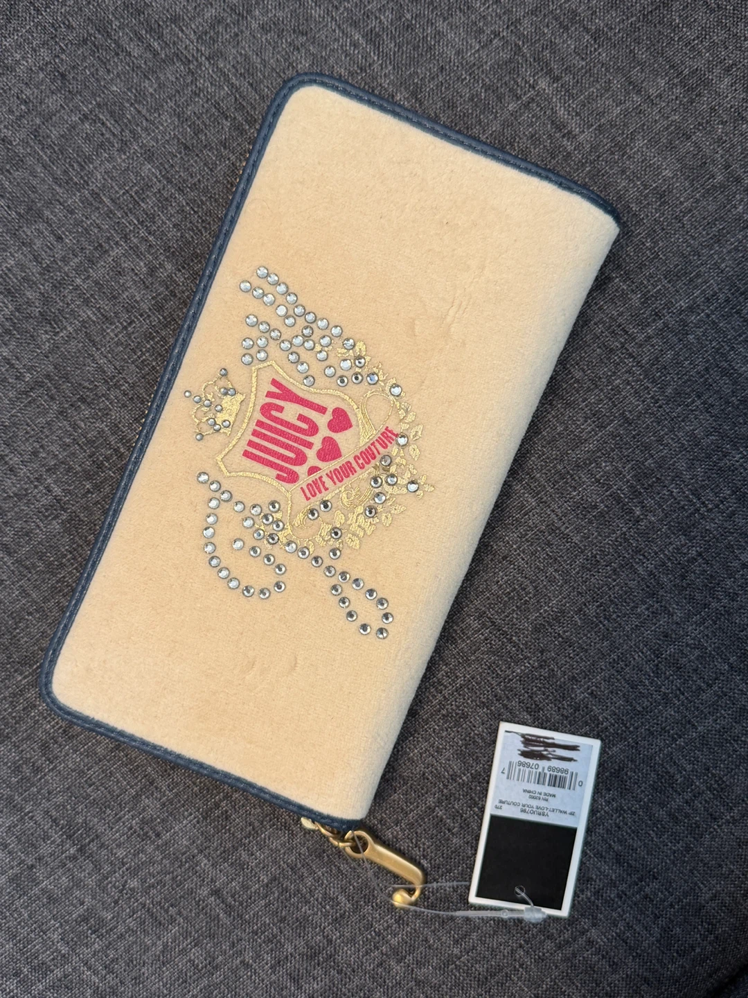 Juicy Couture Love Your Couture Zip Wallet