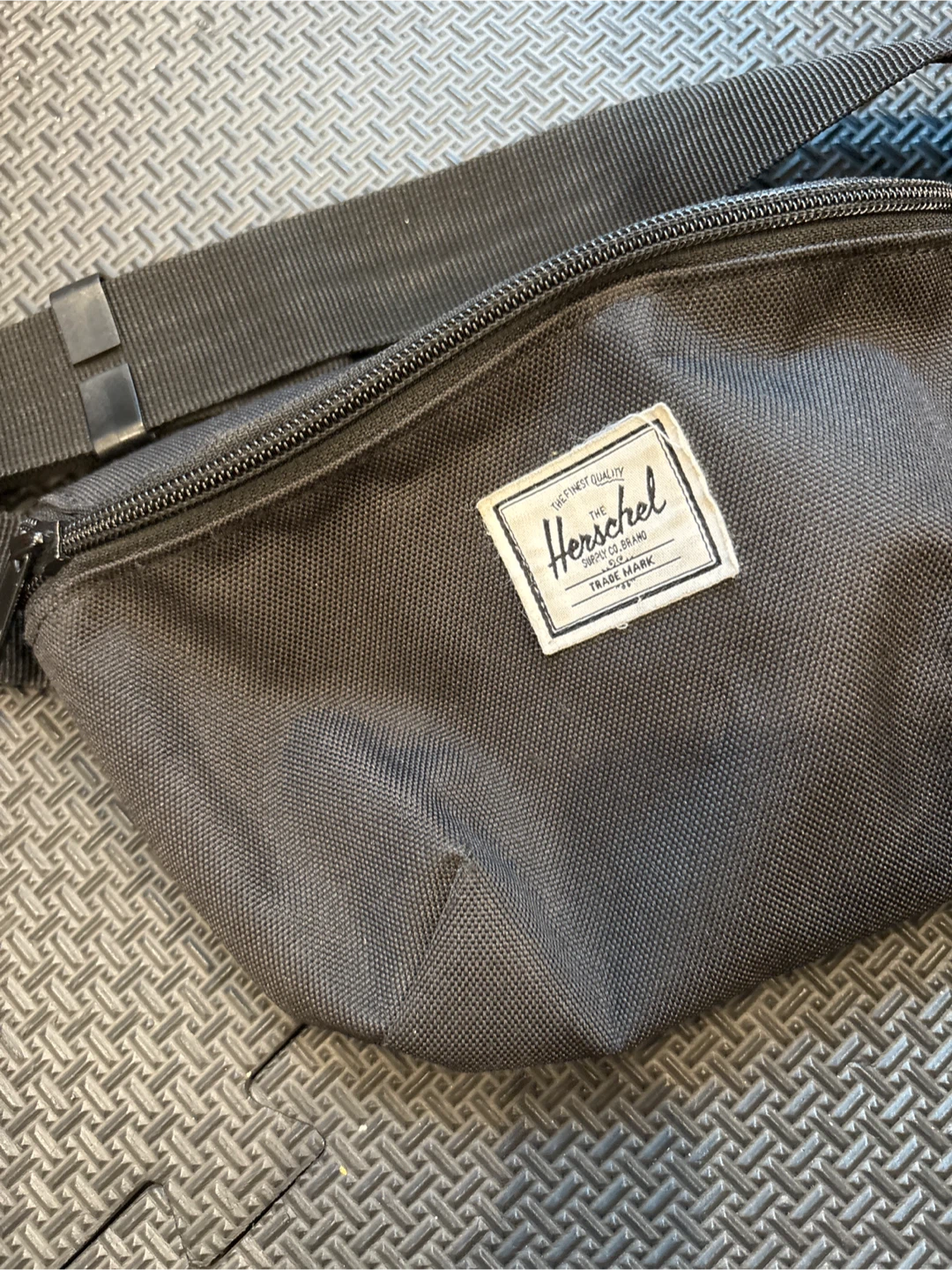Herschel Fanny Pack/Crossbody Bag - photo 2