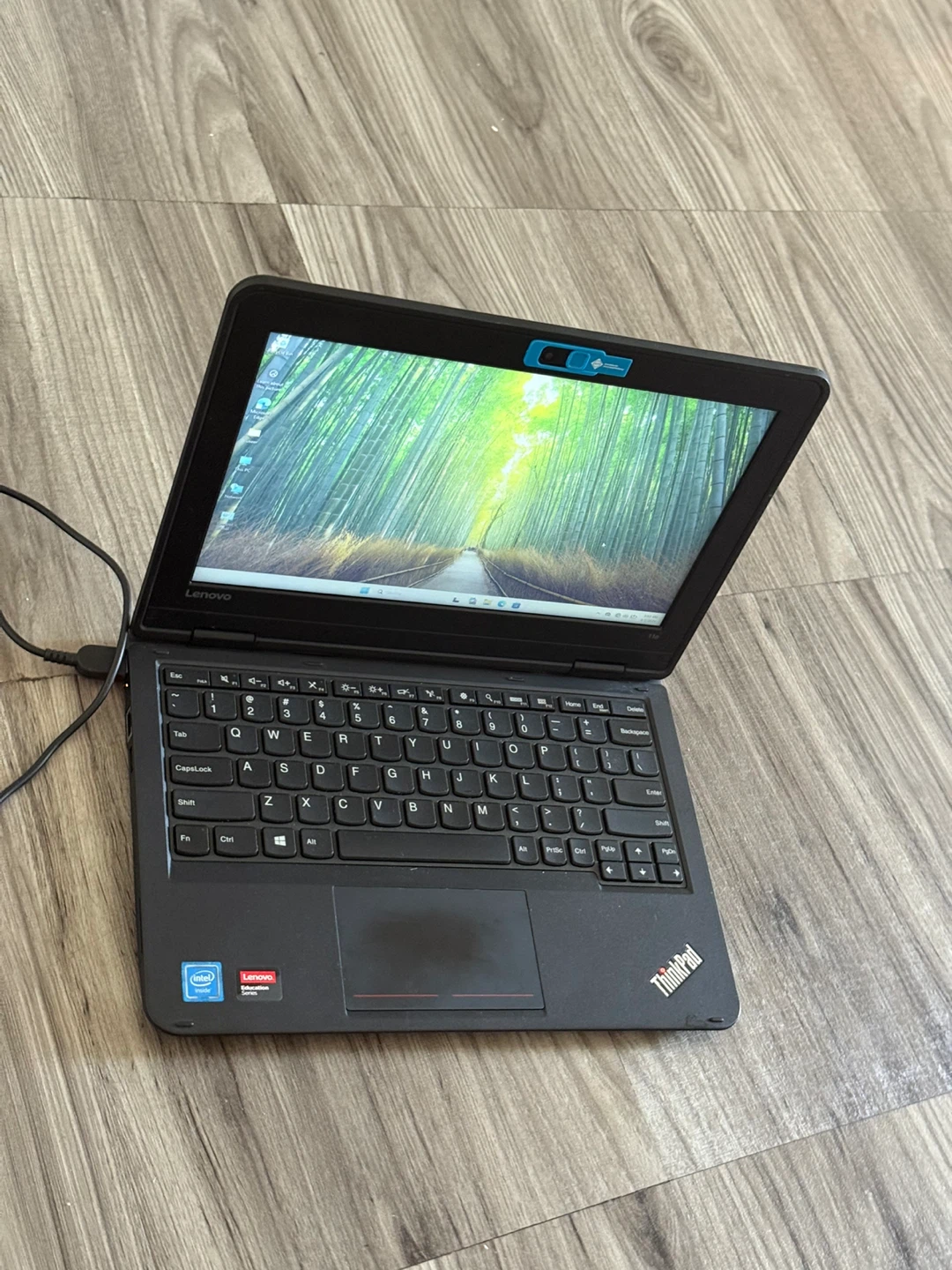Lenovo ThinkPad 11e Chromebook - photo 5
