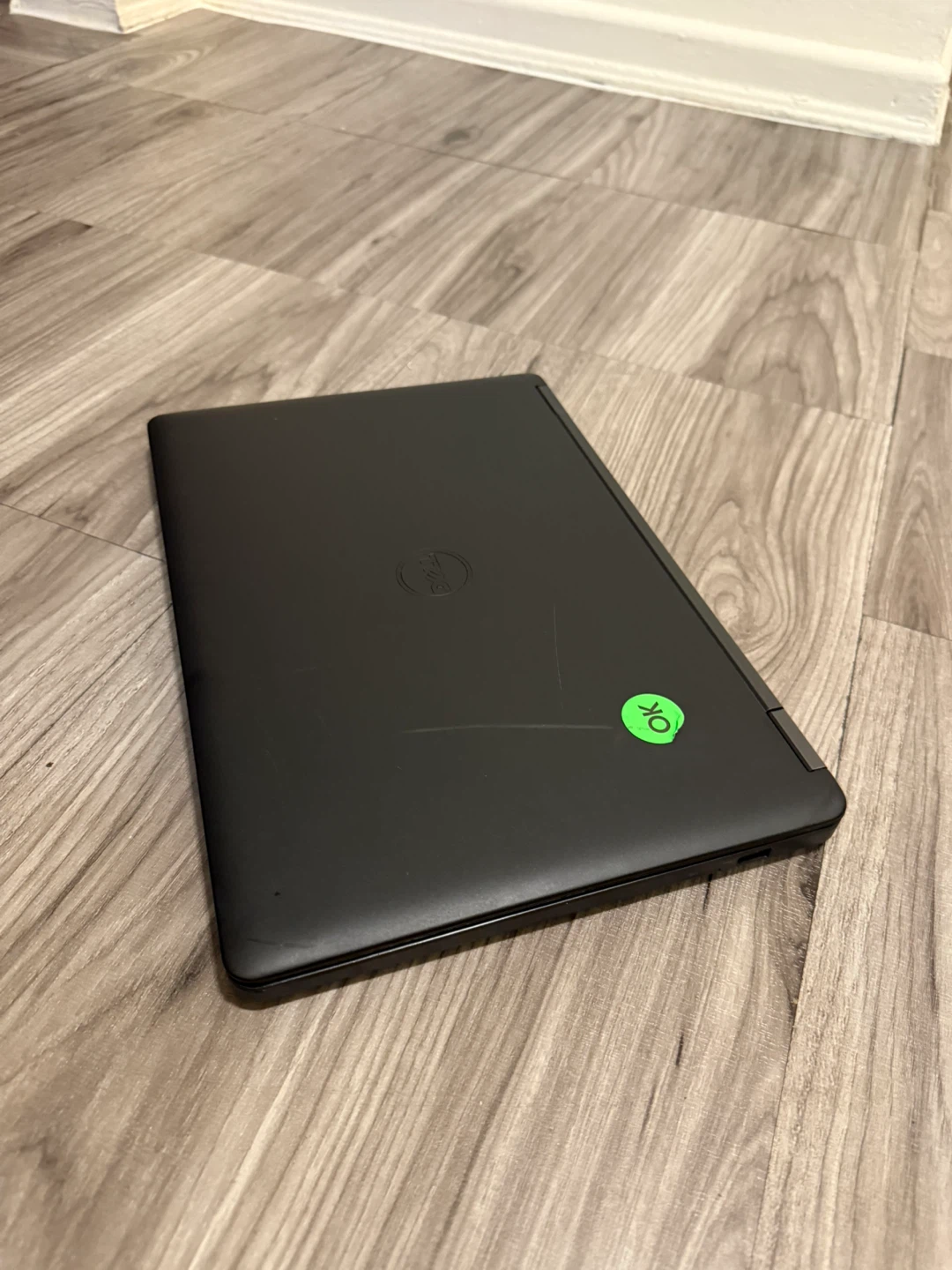 Dell Latitude Laptop - photo 4