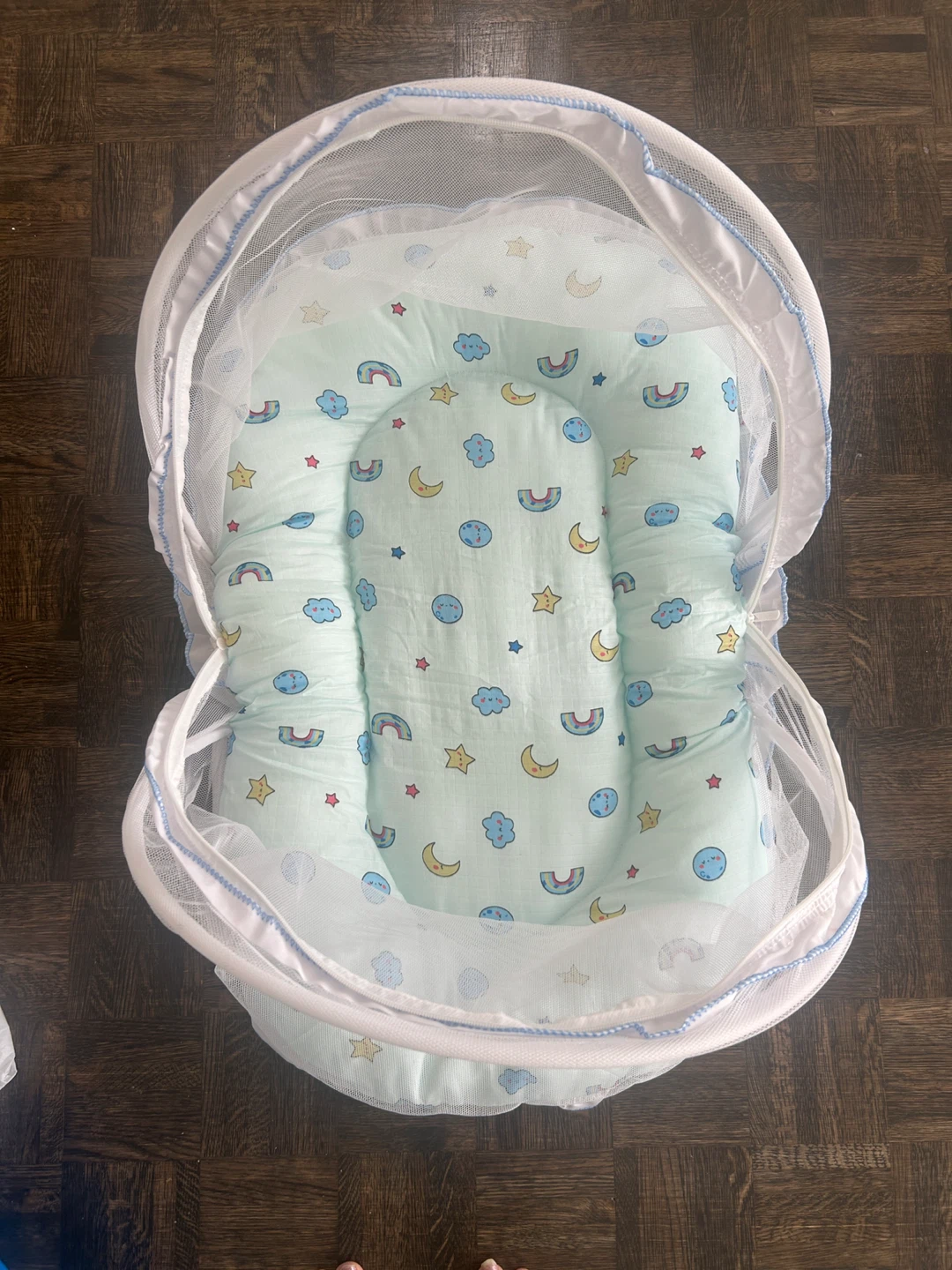 Motif Medical Nursing Pads & Breastmilk Storage Bags