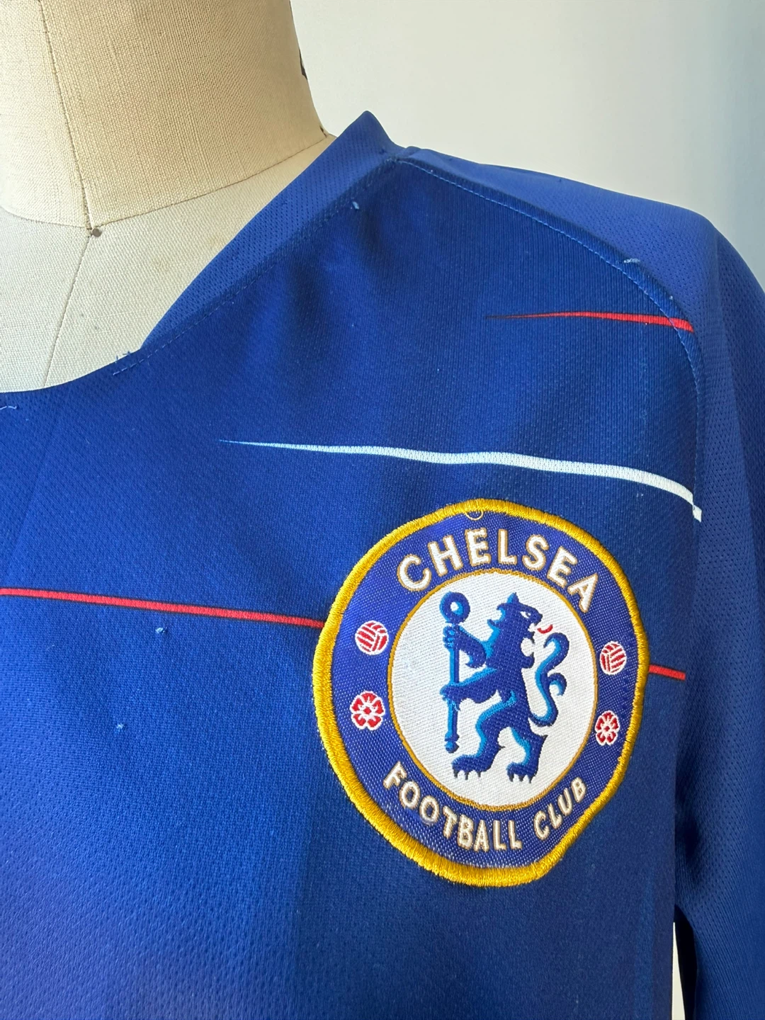 Chelsea football club soccer jersey size medium - photo 4