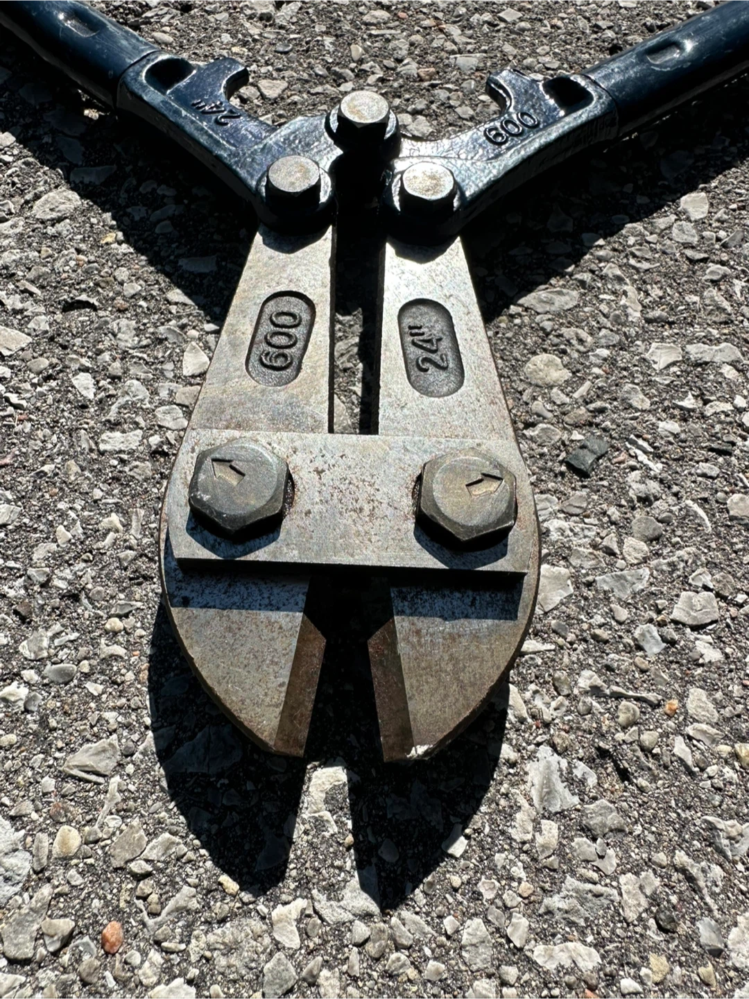 24" Bolt Cutters