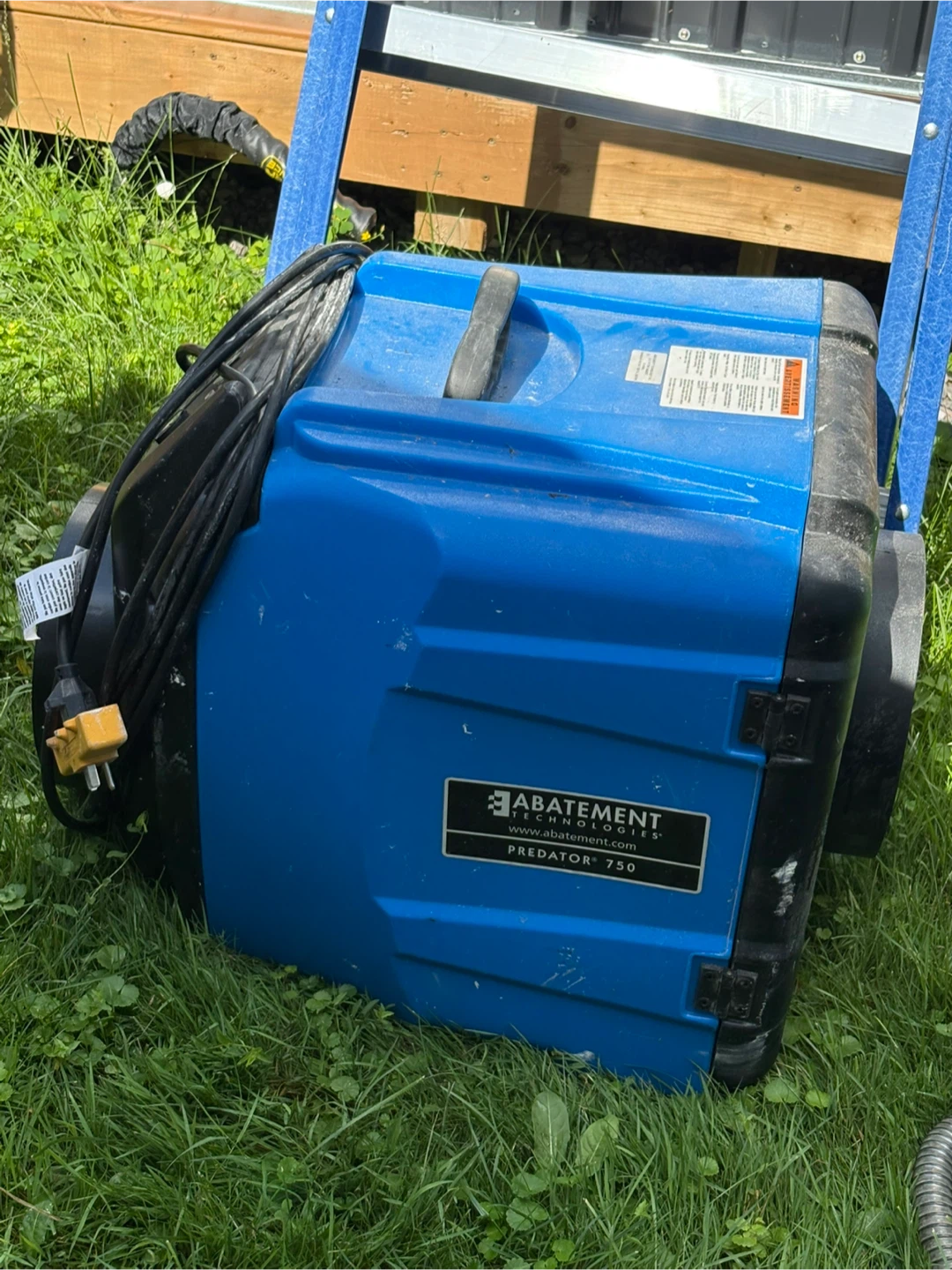 ABATEMENT Technologies Predator 750 Air Mover