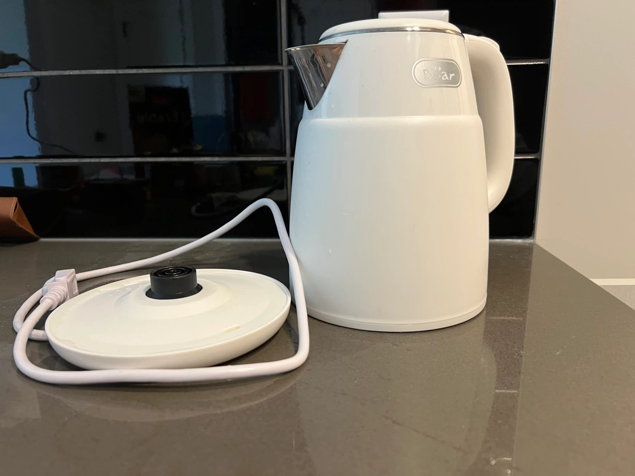 Bear Electric Kettle White