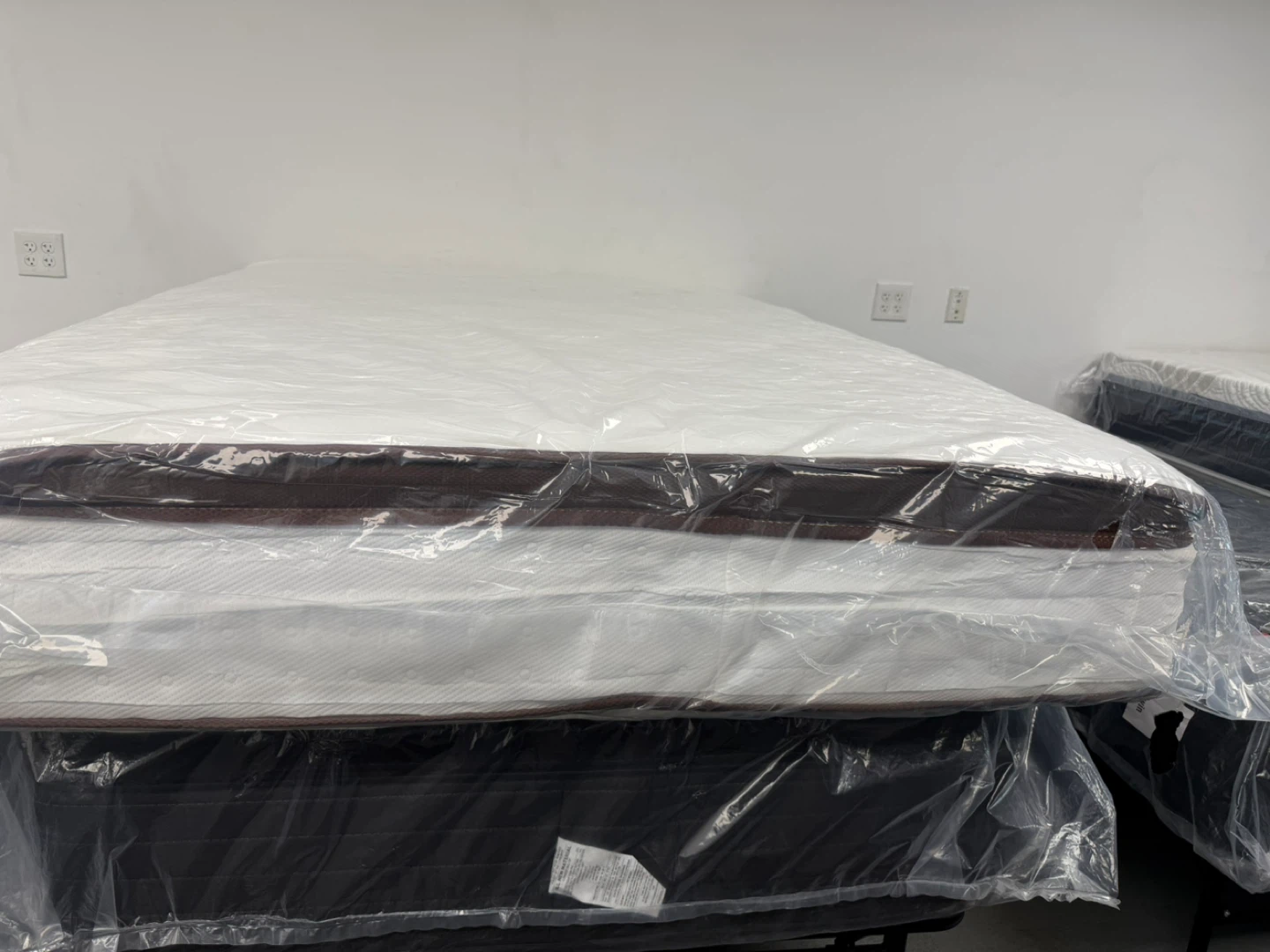 Queen mattress pillow top de Quality enrollado