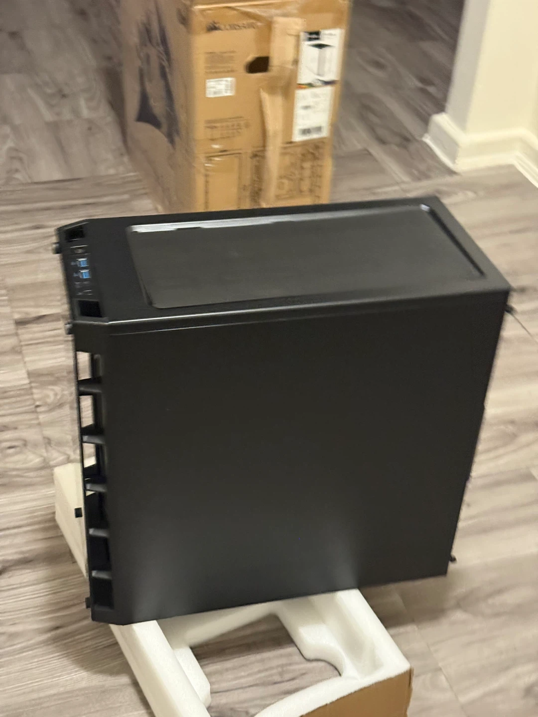 Corsair 465X RGB Mid-Tower ATX PC Case