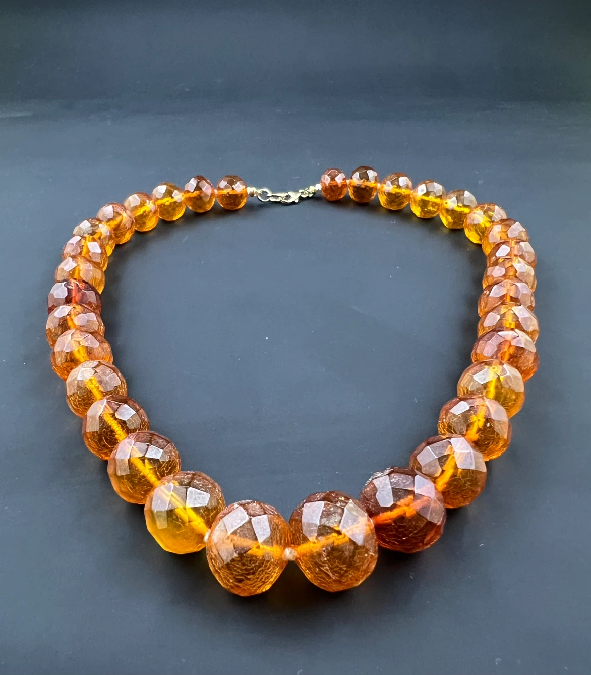 Vintage Lucite Choker Necklace/14K GF Clasp - photo 3