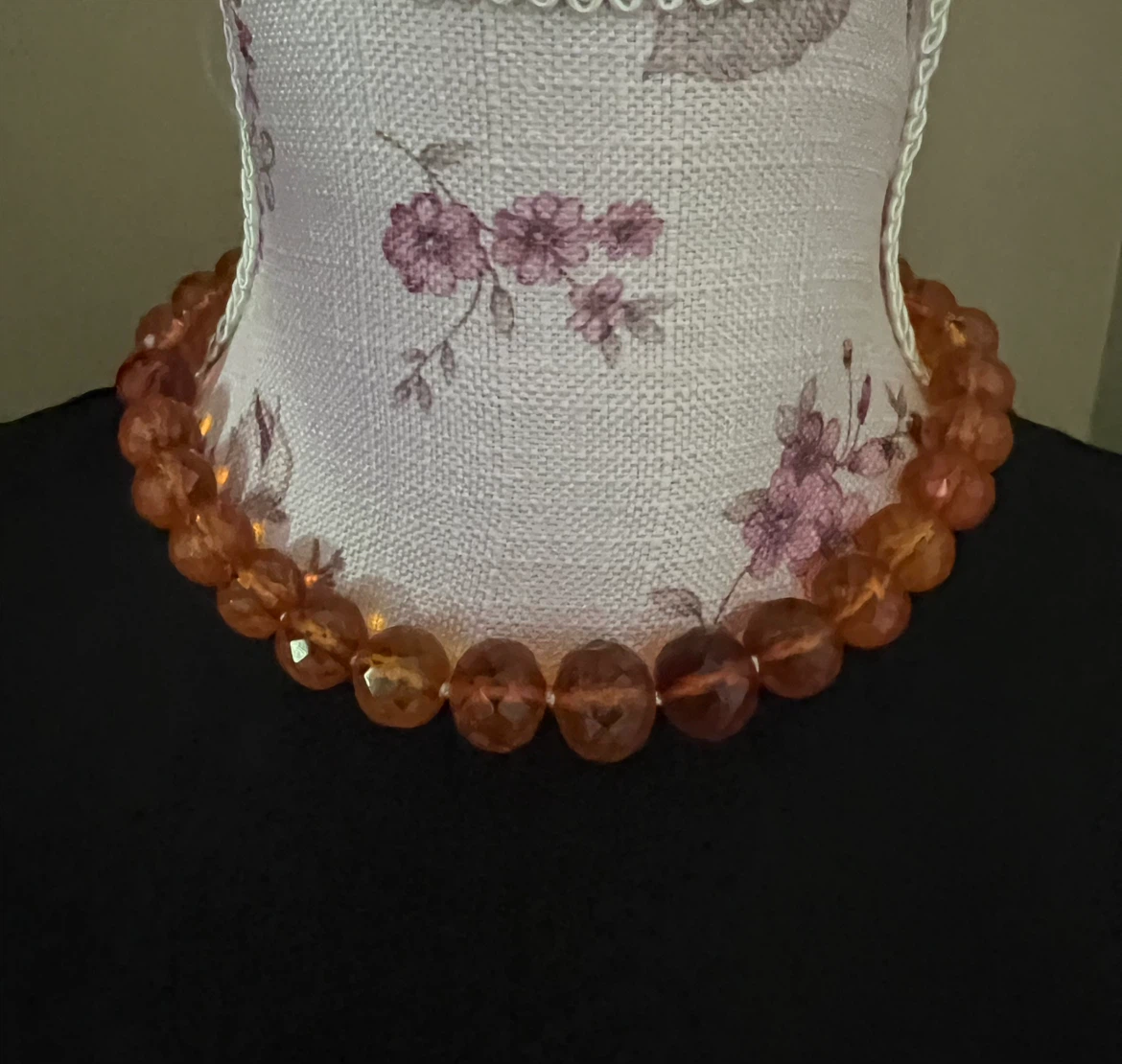 Vintage Lucite Choker Necklace/14K GF Clasp - photo 5