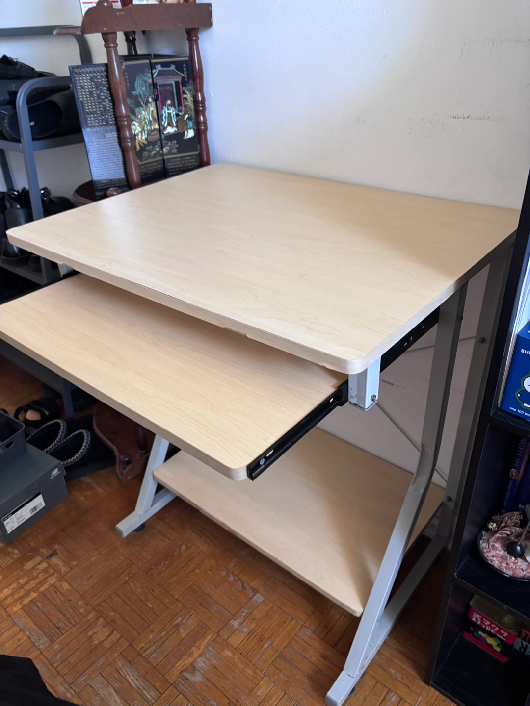 Small Computer Desk / Study Table - photo 2