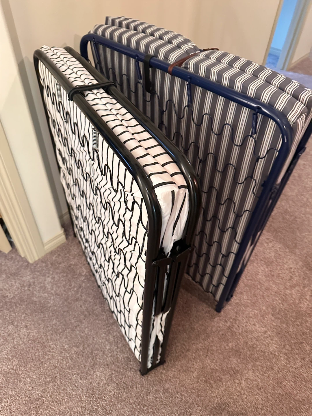 TWO - Folding Bed / Cot - photo 4