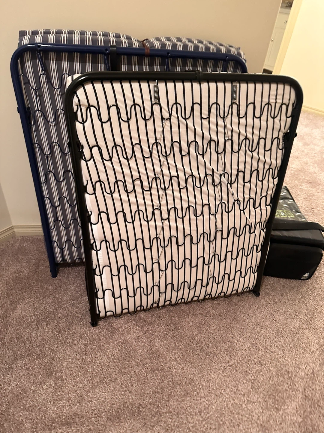 TWO - Folding Bed / Cot - photo 5