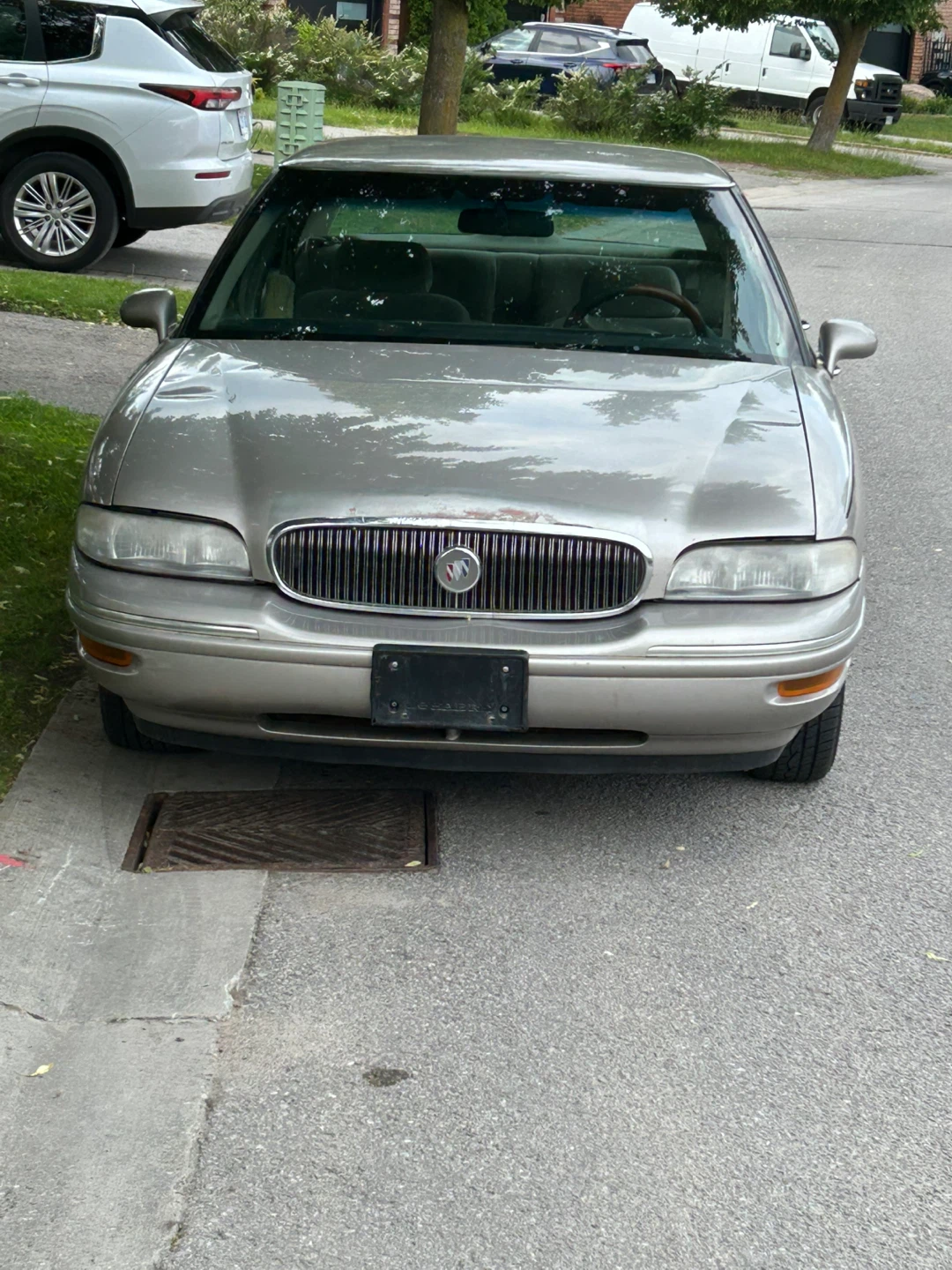 Buick LeSabre Limited Sedan - photo 2