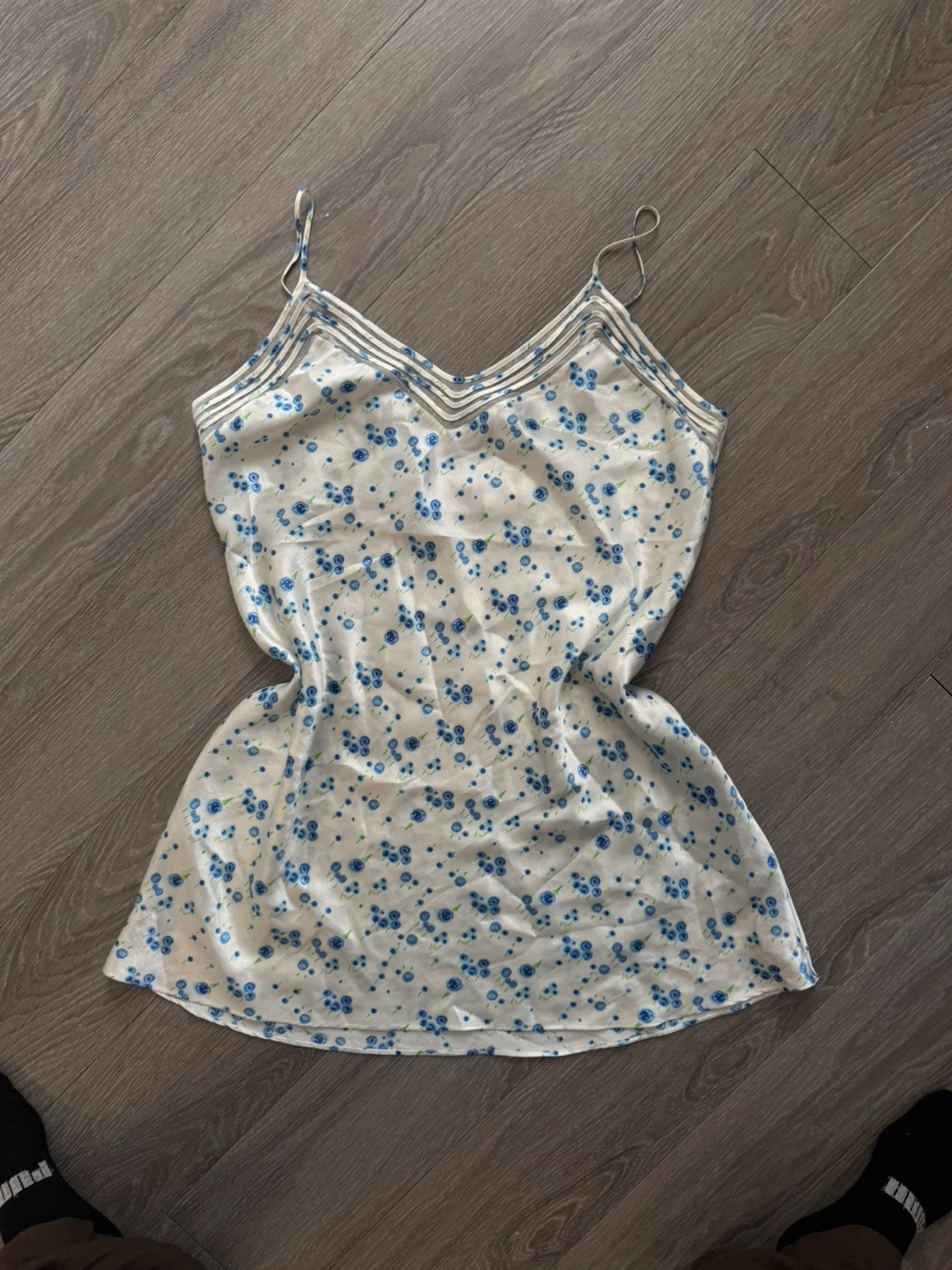(3/$10)  L-XL Silky Loungewear Tops - photo 3