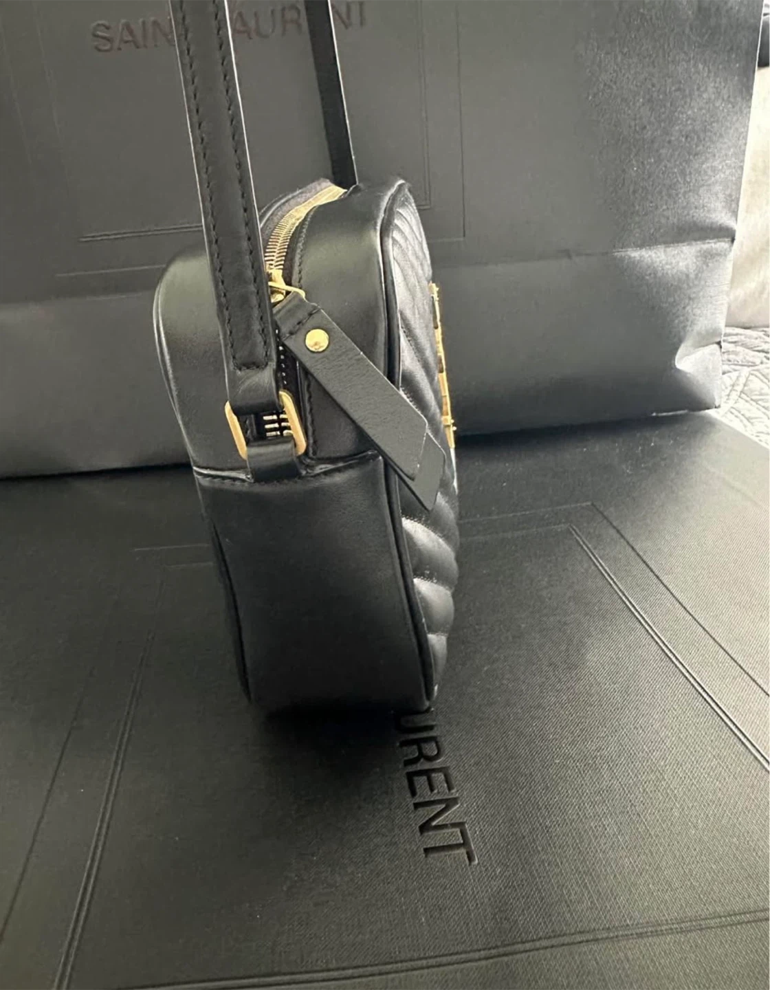 Saint Laurent Black Bag - photo 3