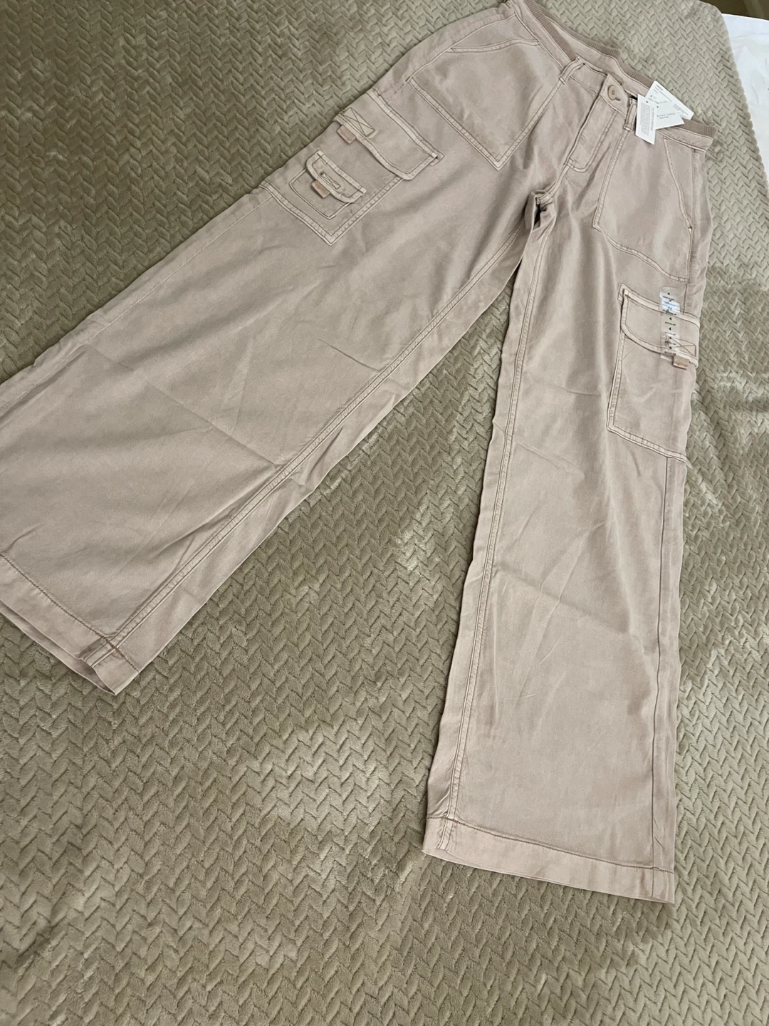 American Eagle Cargo Pants Size 4 Regular