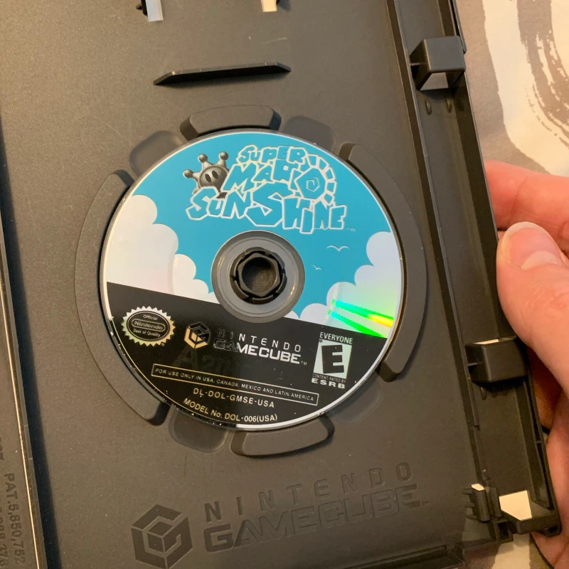 Nintendo GameCube Super Mario Sunshine Game - photo 4