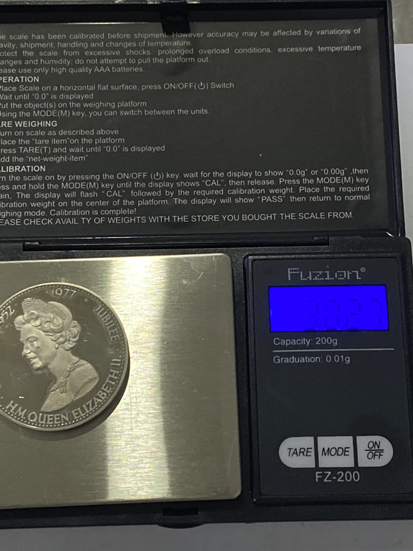 1977 Silver Jubilee Coin - Queen Elizabeth II - photo 4
