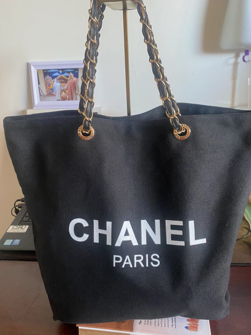 CHANEL PARIS Tote Bag with Gold Chain Straps