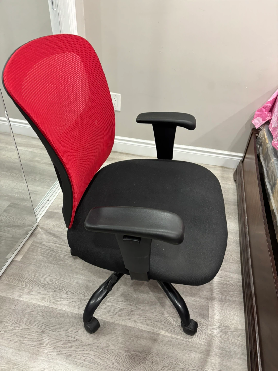 Office chair - photo 2