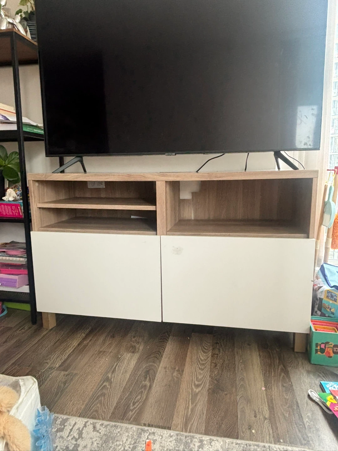 BESTA TV BENCH