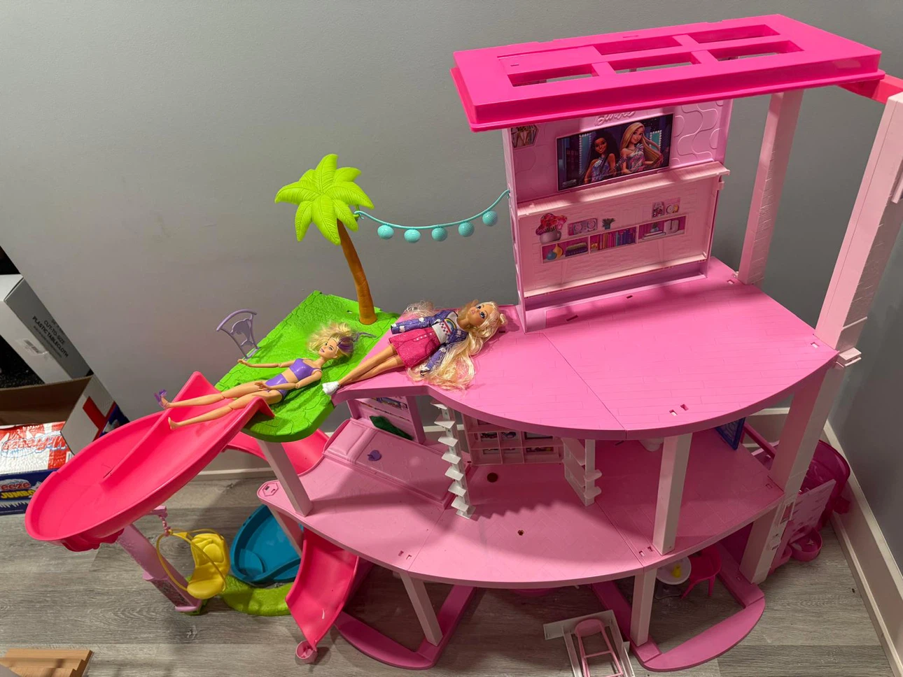 Barbie Dreamhouse Playset