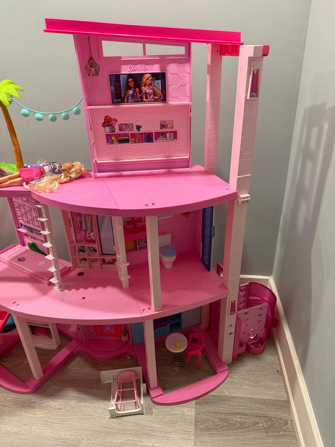 Barbie Dreamhouse Playset - photo 3