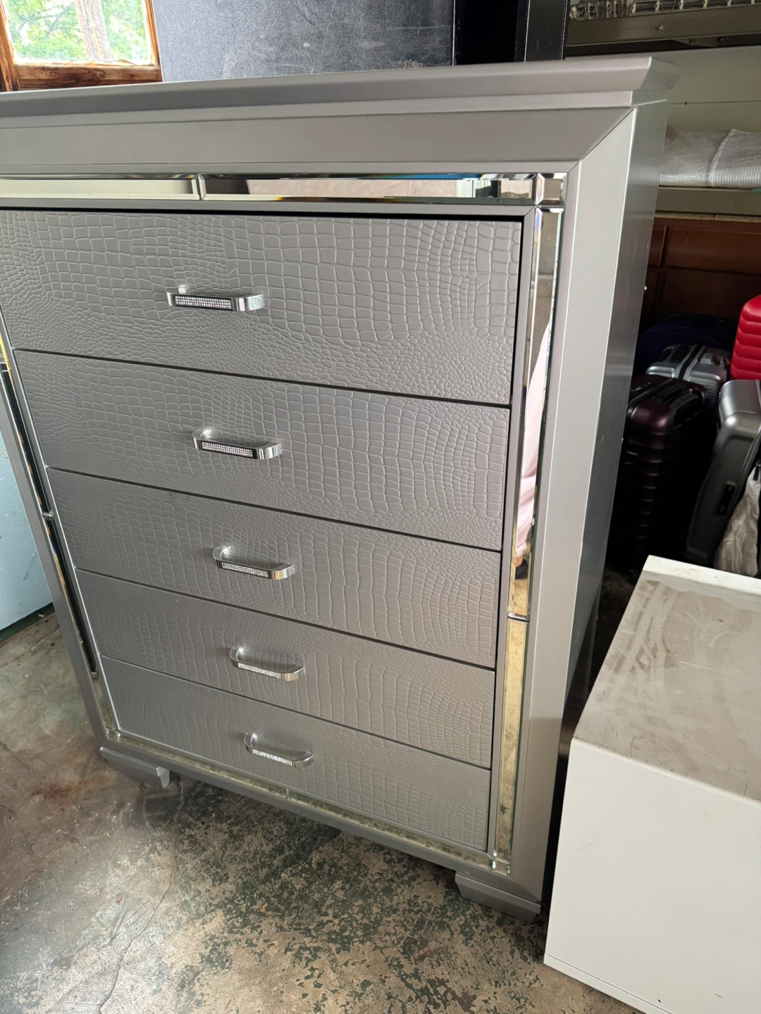 Gray 5-Drawer Tall Dresser with Mirrored Accents