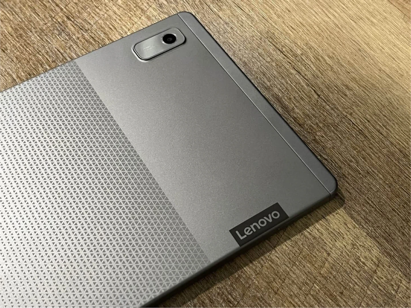 Lenovo Tab 9 - photo 2