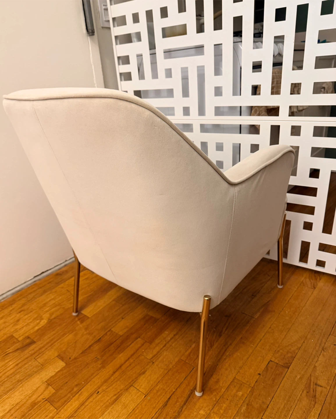 2 Cream Velvet Accent Chair with Gold Legs - photo 4