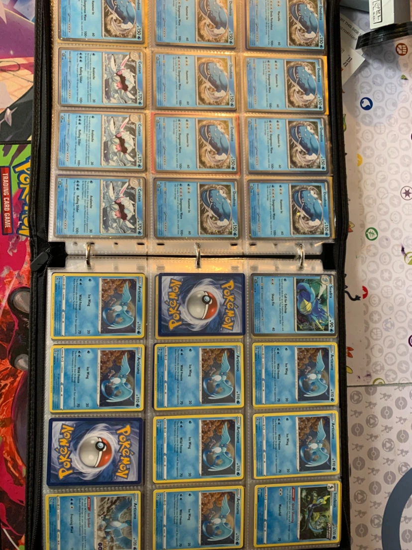 Pokemon binder sale @65% Everything from cosmo promos - vintage - photo 4