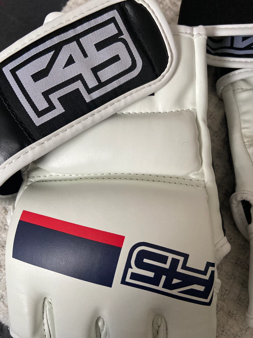 F45 White MMA Gloves - photo 2