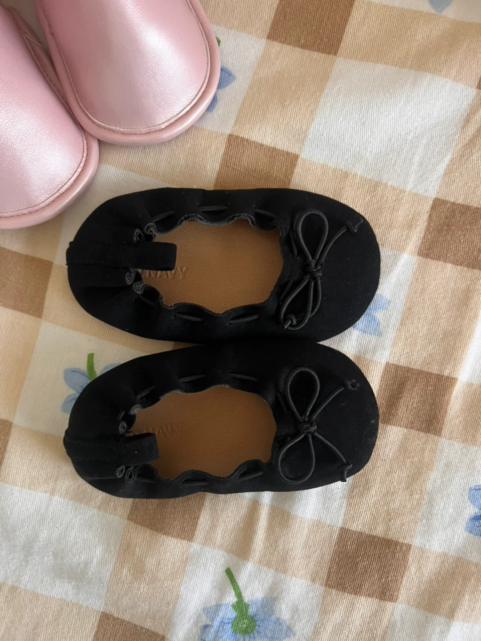 Girls Infant Boots and Black Flats - photo 3