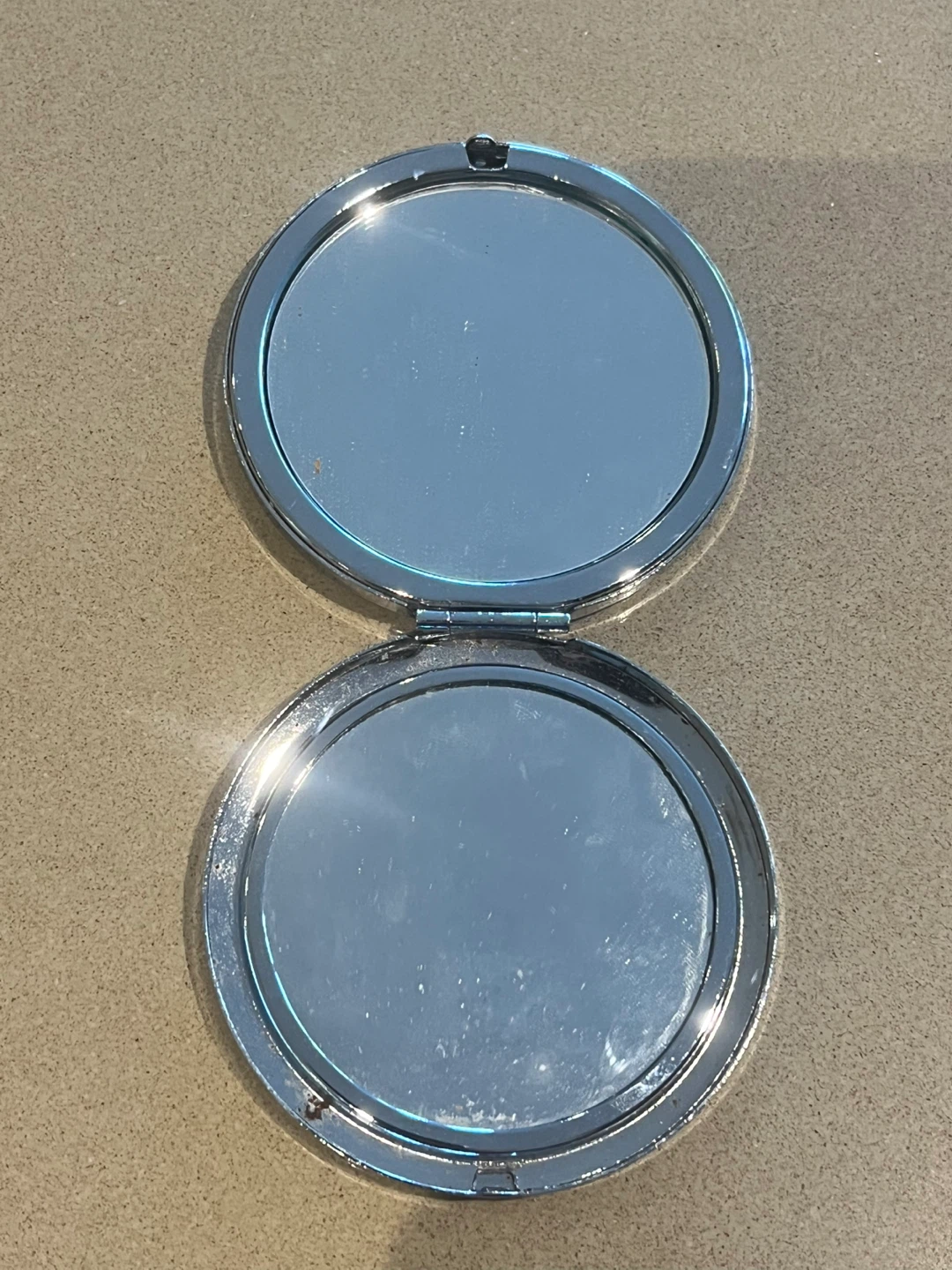 Silver Egyptian Compact Mirror - photo 3