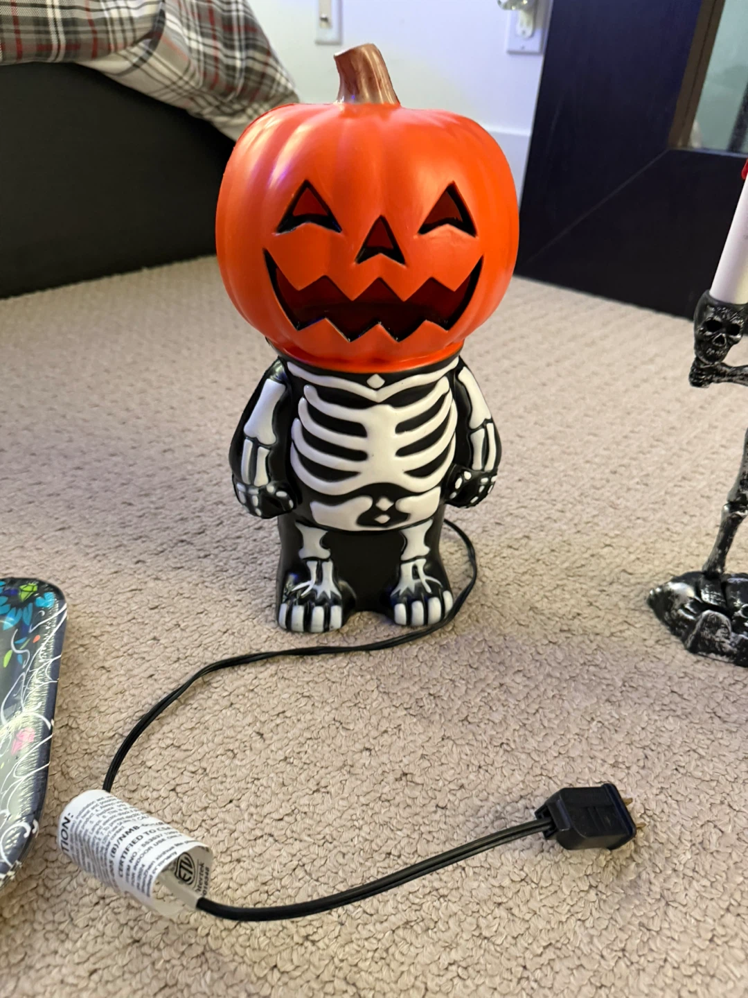 Halloween Jack-o-lantern Skeleton Light-Up Decoration