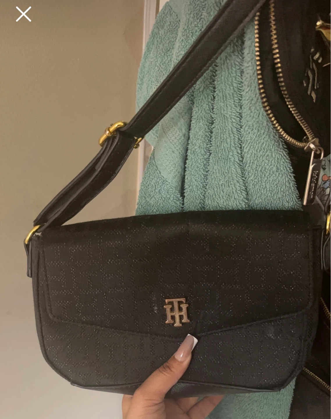 Tommy Hilfiger long strapped purse