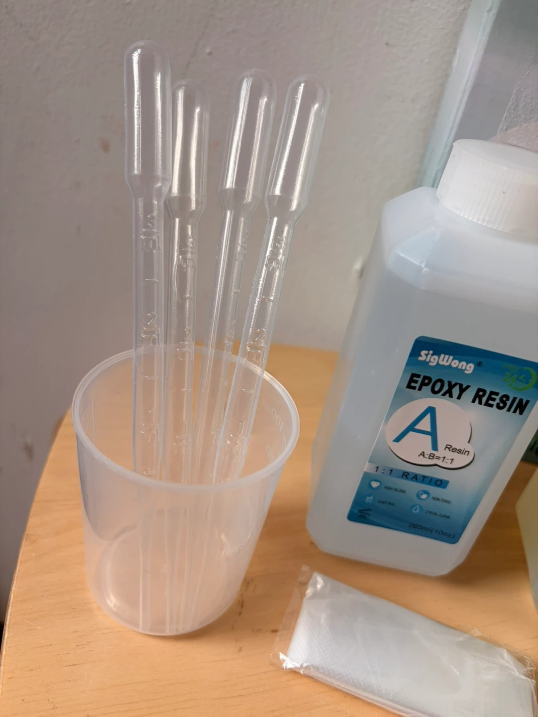 Epoxy resin - photo 4
