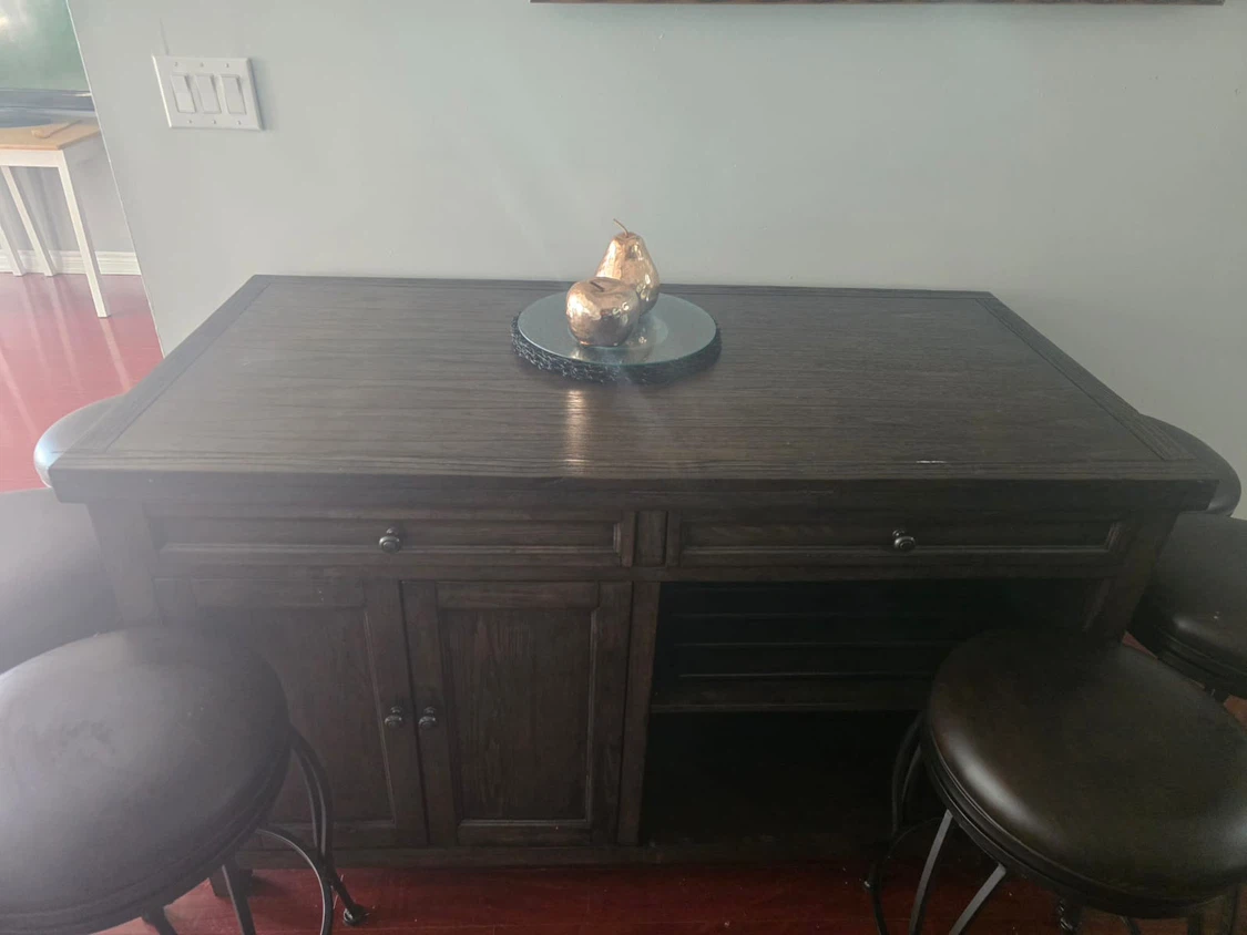 Bar Stool Set