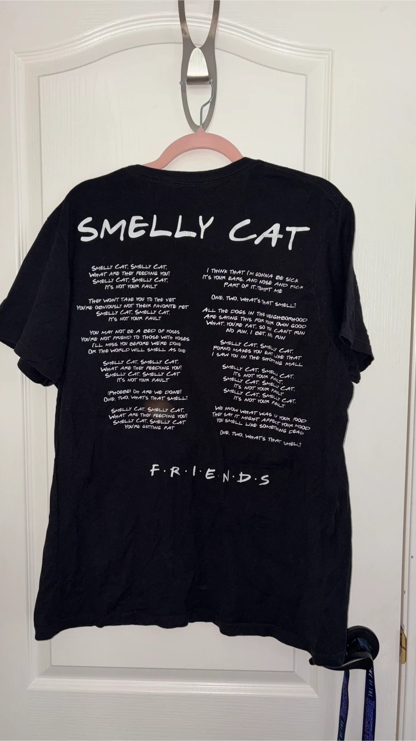 F.R.I.E.N.D.S Phoebe Buffay Smelly Cat T-Shirt - photo 2