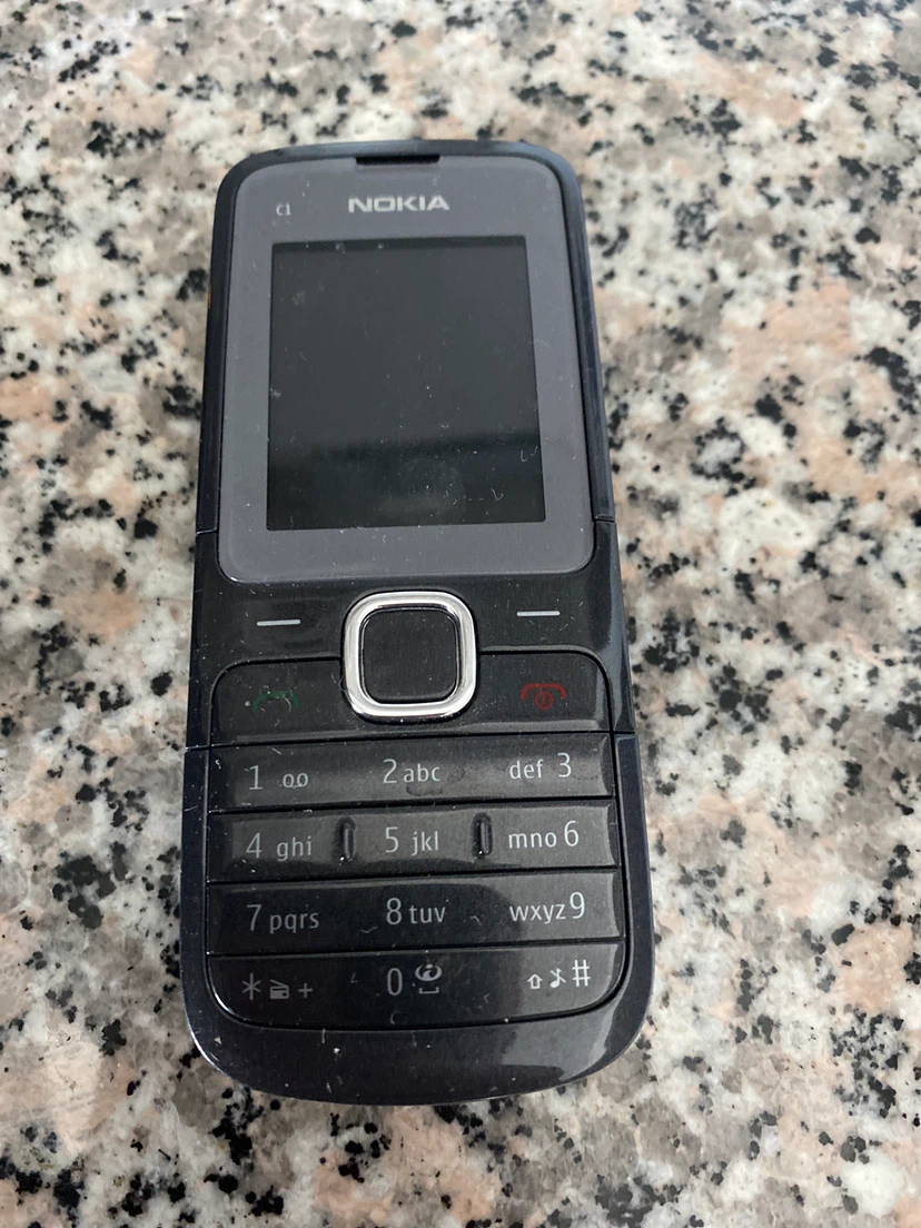 Nokia C1 Cell Phone with Charger - photo 2