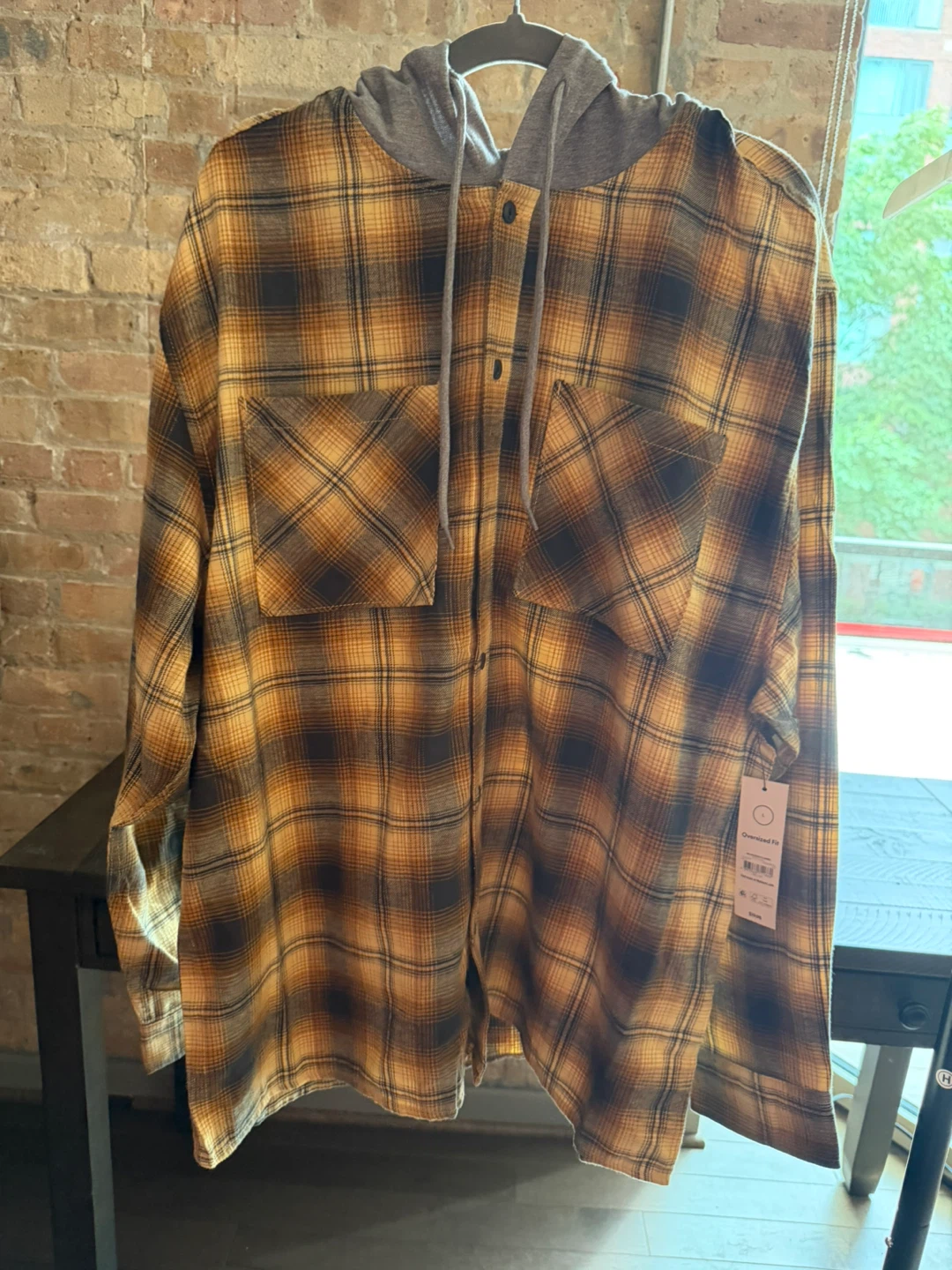 NWT! Oversized L! Men's Plaid Button-Up Shirt with Hoodie