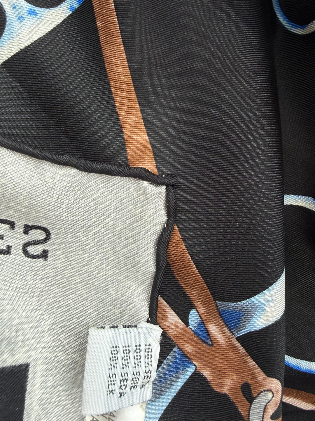 Hermès Silk Scarf - photo 3