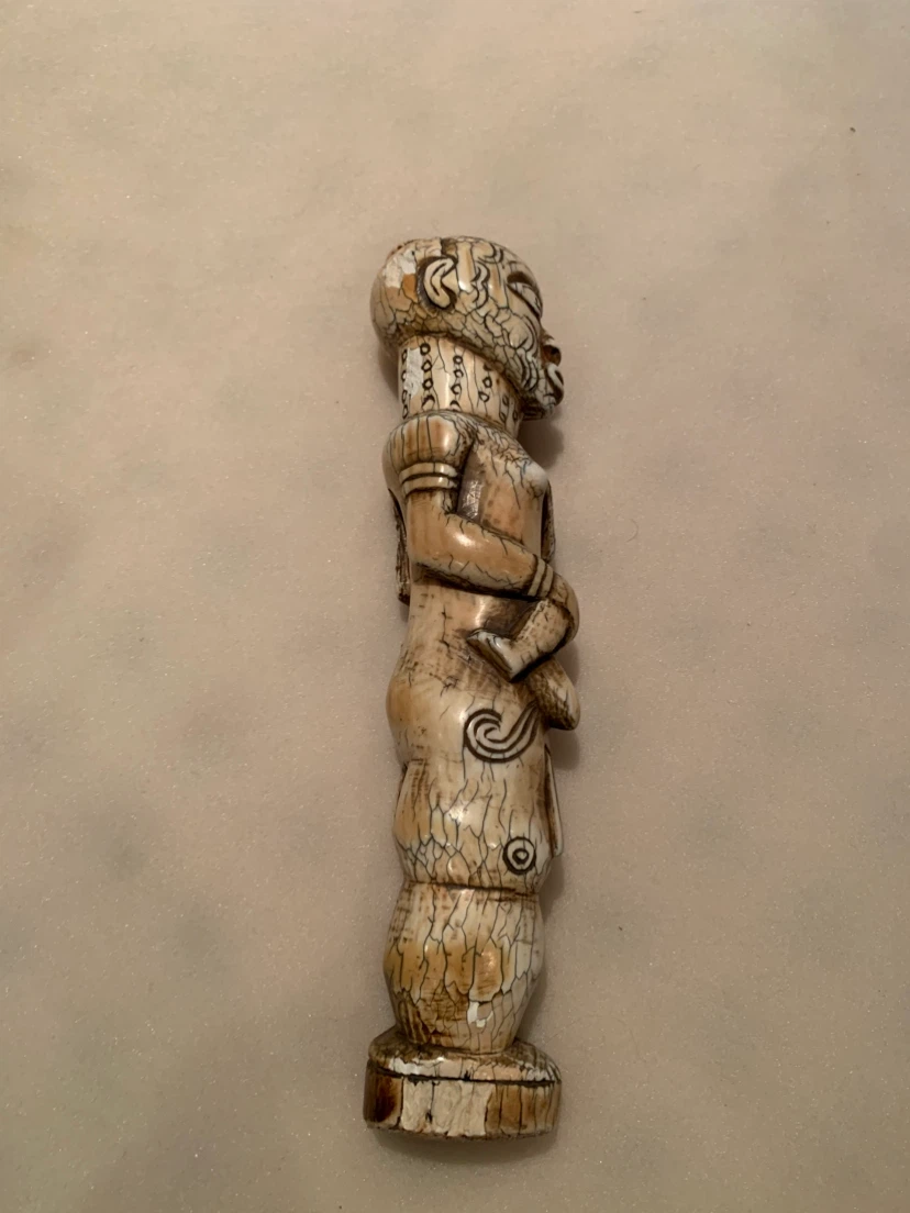 Carved Figurine - photo 4