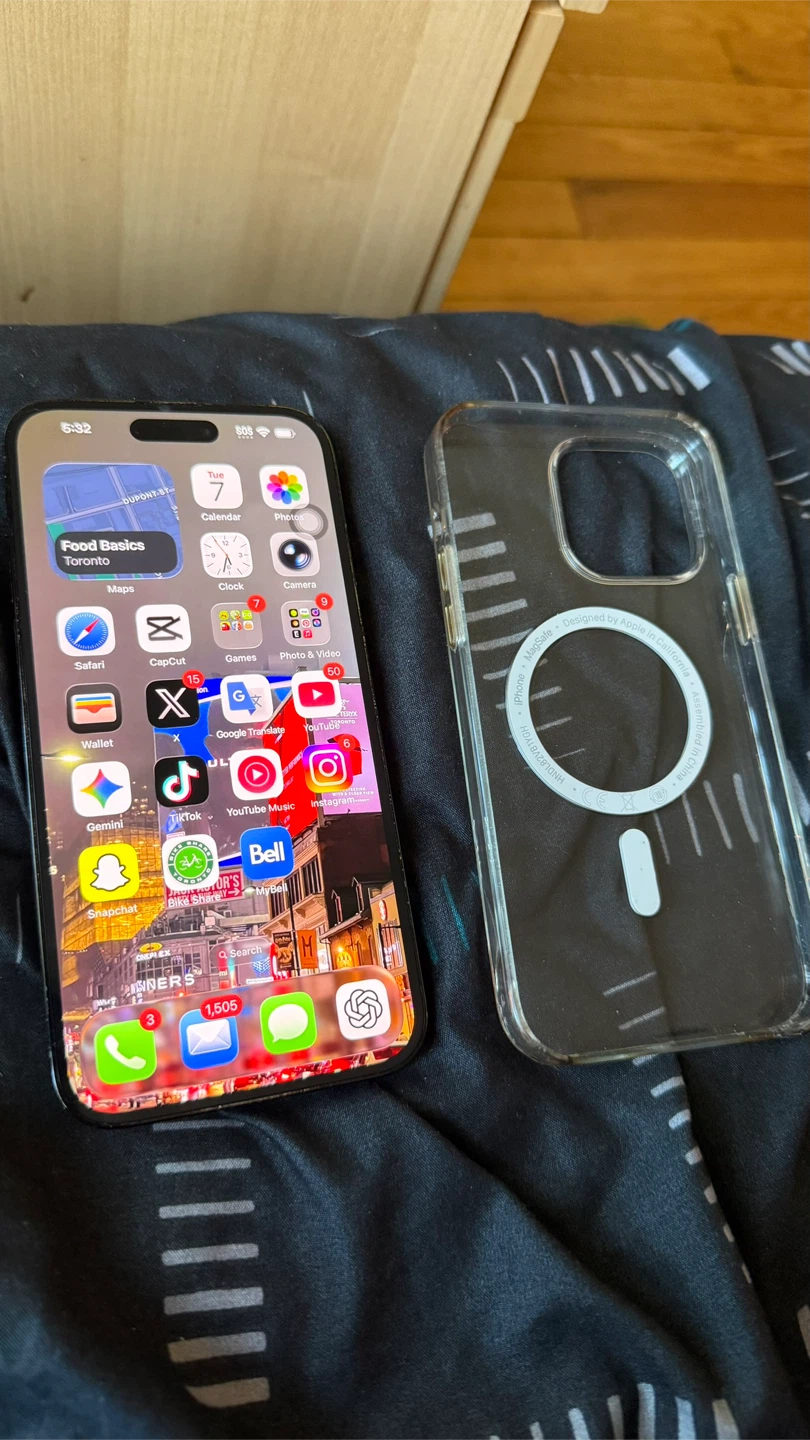 Apple iPhone 14 Pro Max 256 (Graphite) - Cracked Back - photo 4