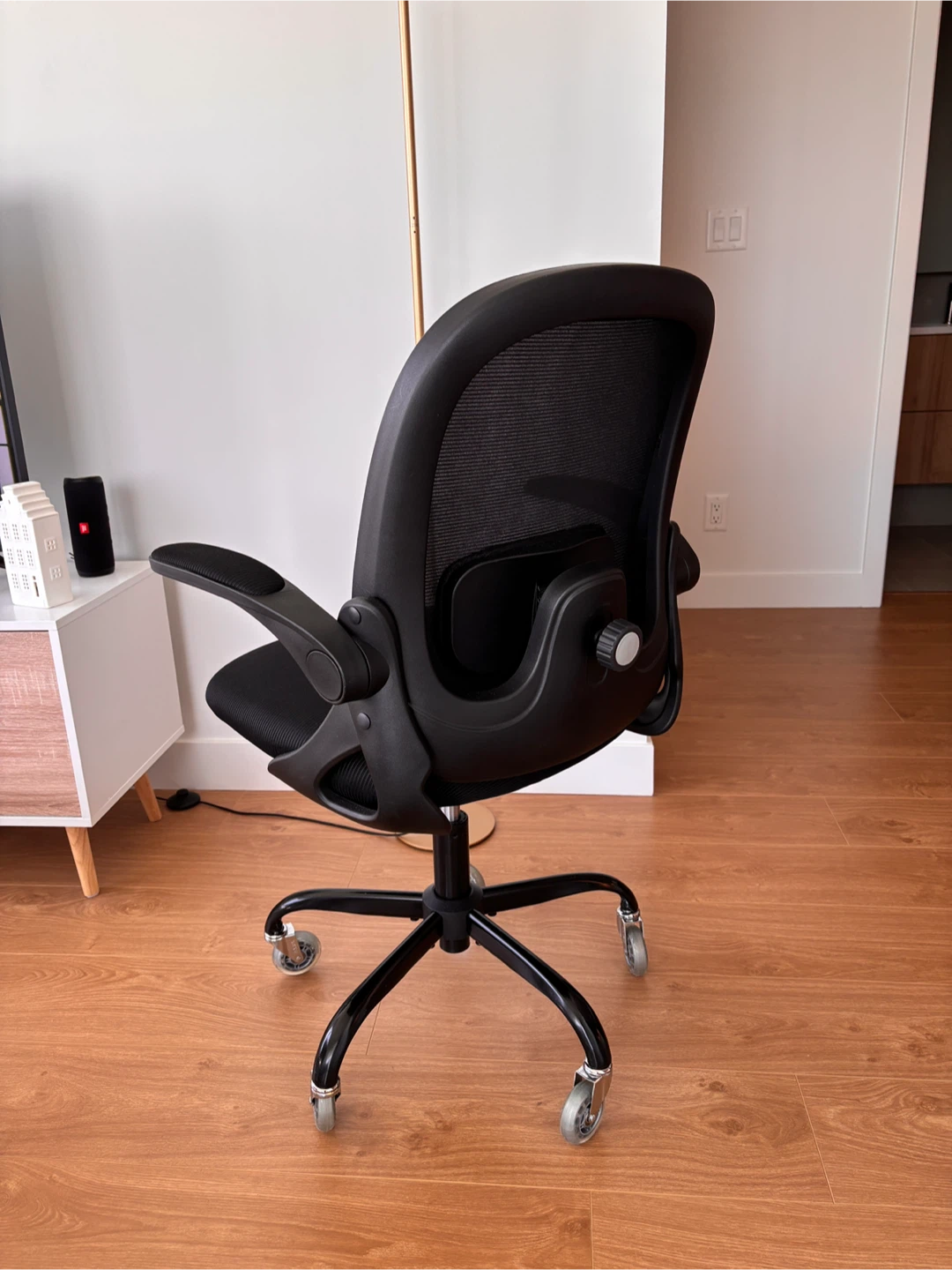 Ergonomic Office Chair – Excellent Condition - photo 2