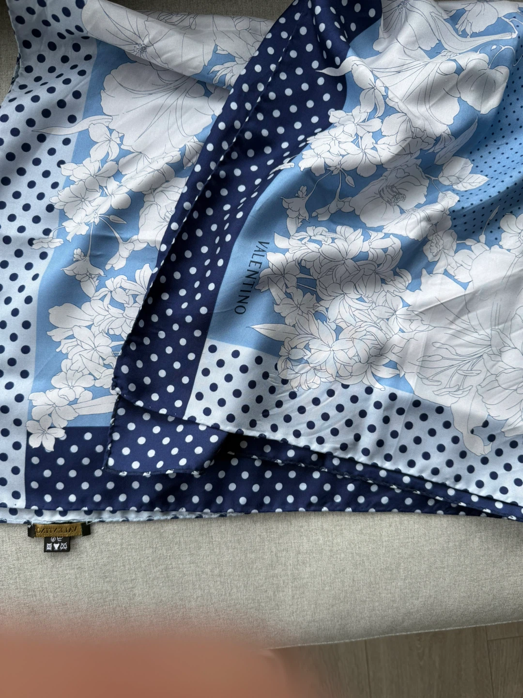 Valentino Silk Scarf - photo 2